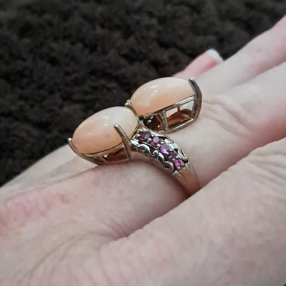 Premium Peruvian Pink Opal and Orissa Rhodolite Garnet Bypass Ring - Picture 4 of 5